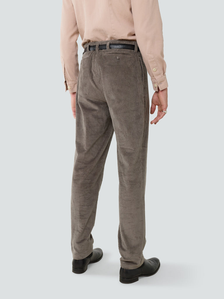 Sutton Pant